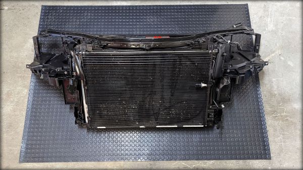 A8 D3 4.2l TDI 326 PS Frontmaske mit Kühlerpaket