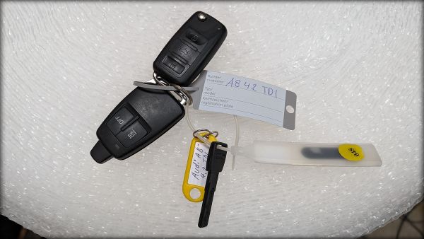 A8 D3 Fahrzeugschlüssel und Fernbedienung Standheizung
