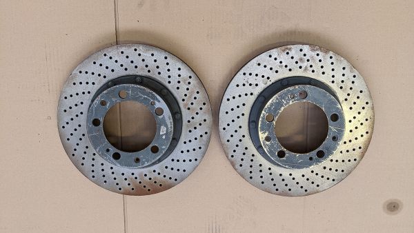 RS2 Bremsscheiben vorne 322mm 2x rechts neu