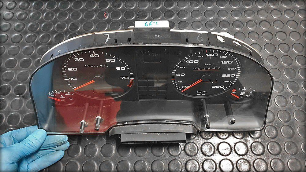 Coupe 20V 7A Tacho Kombiinstrument