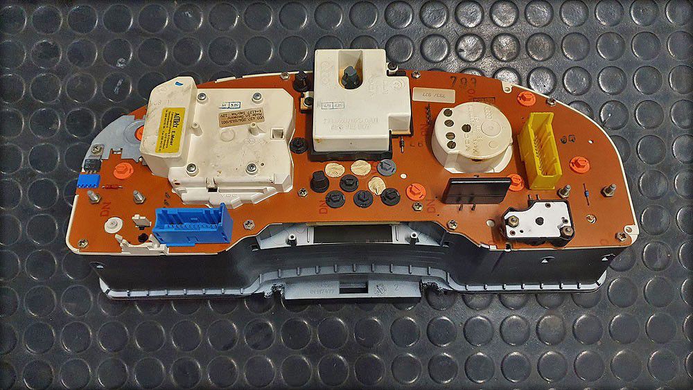 Coupe 20V 7A Tacho Kombiinstrument