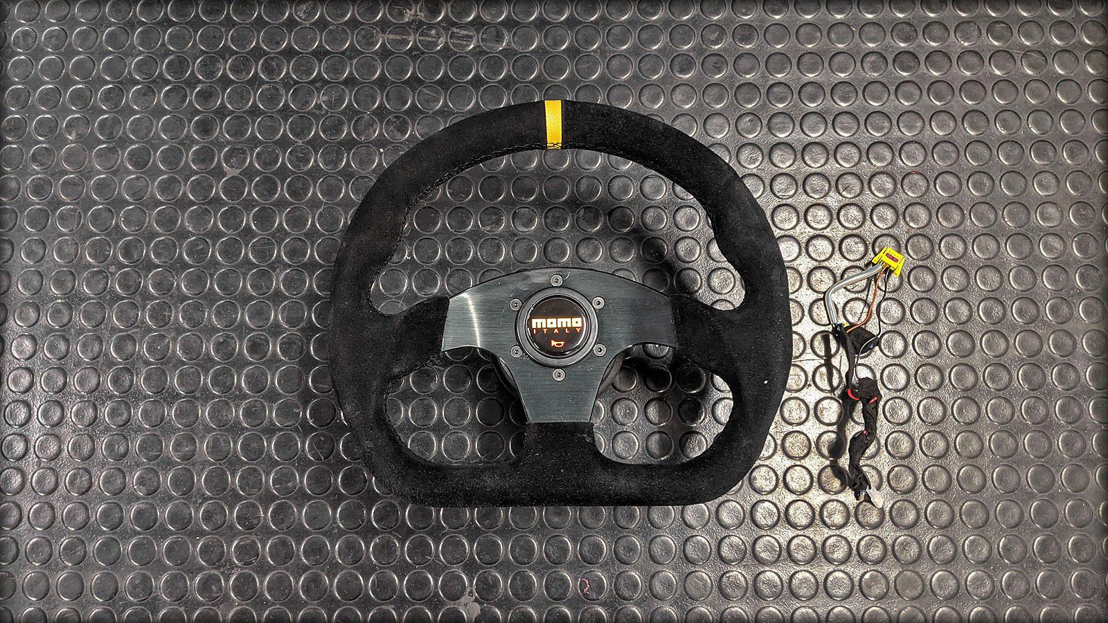 RS4 Biturbo Momo Motorsportlenkrad ohne Airbag