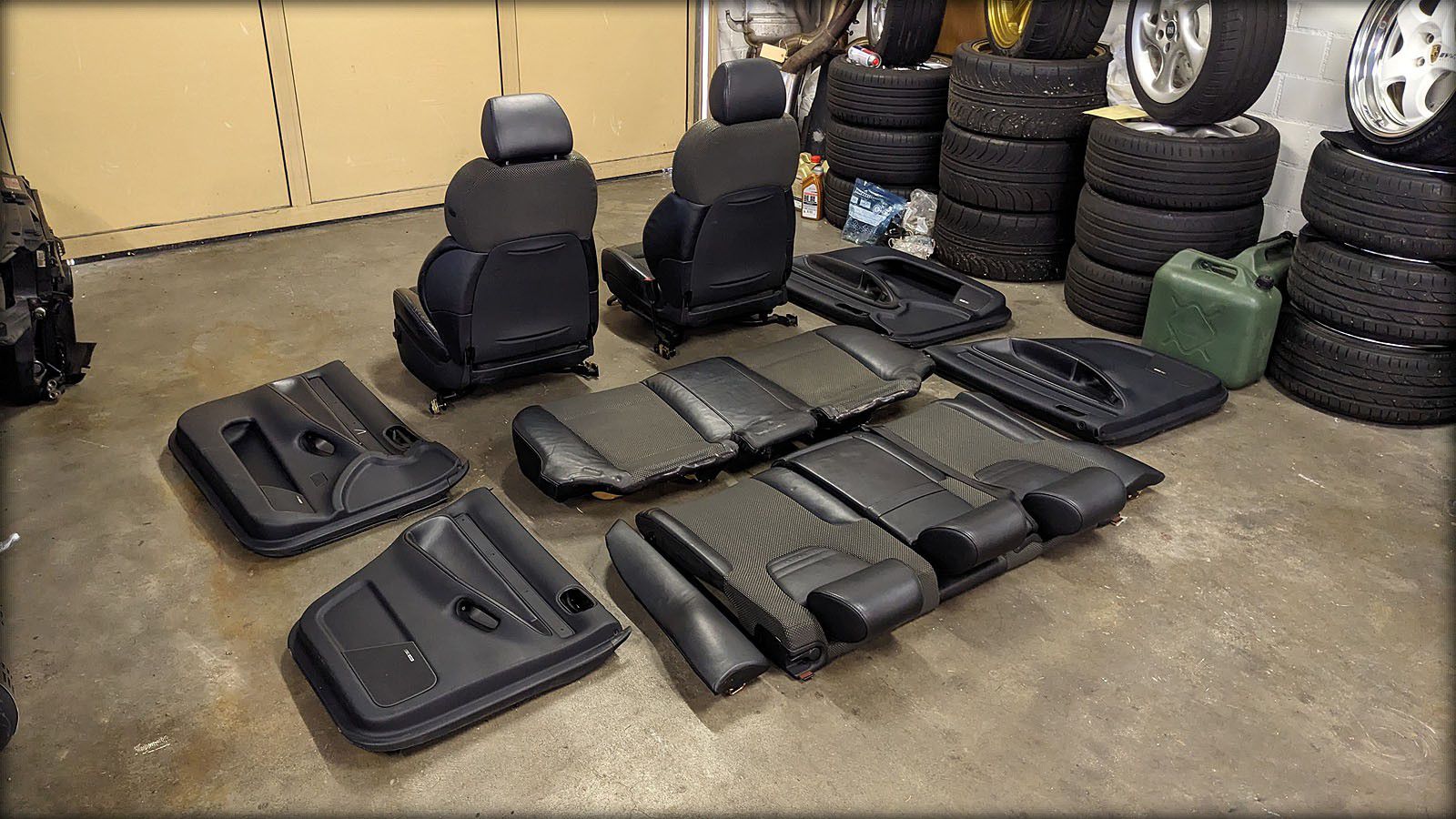 RS4 Biturbo Recaro Leder/Stoff-Ausstattung High-Tech