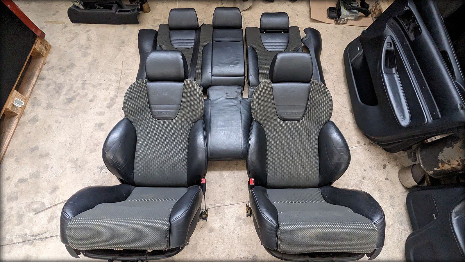 RS4 Biturbo Recaro Leder/Stoff-Ausstattung High-Tech