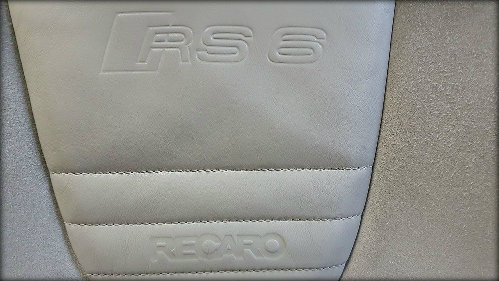 RS6 V8 Biturbo Recaro Leder-/Alcantara Ausstattung hell