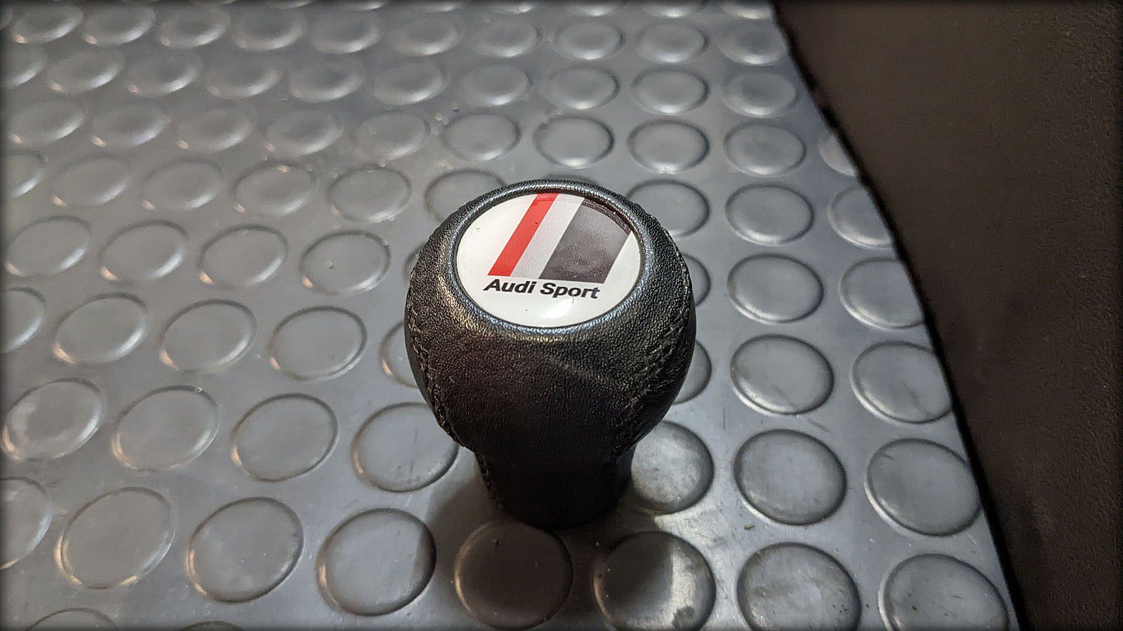 S2 Konsolen Lederbezug spezial Schaltknauf Audi Sport