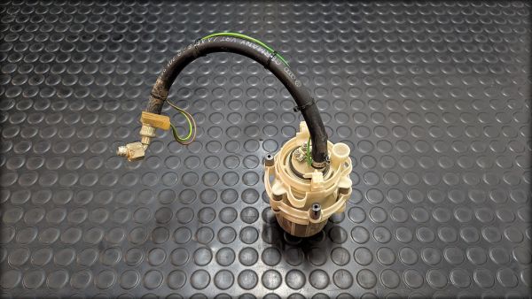 80 B4 V6 Benzinpumpe