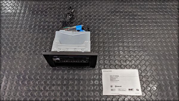 A6 C5 Radio und Schacht für DIN2