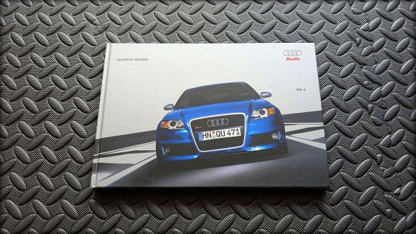 Prospekt Audi RS4 B7