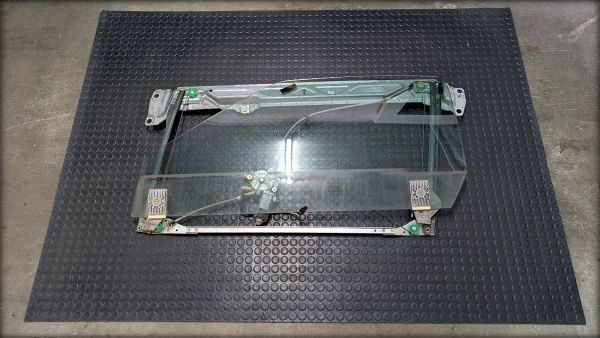 Cabrio Typ89 Coupe S2 Fensterheber links