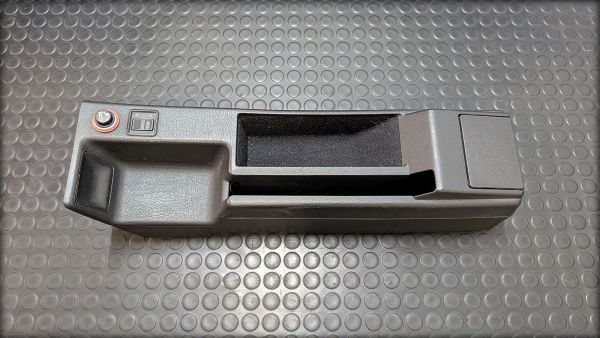 Cabrio Typ89 Mittelkonsole mit Ablagefach