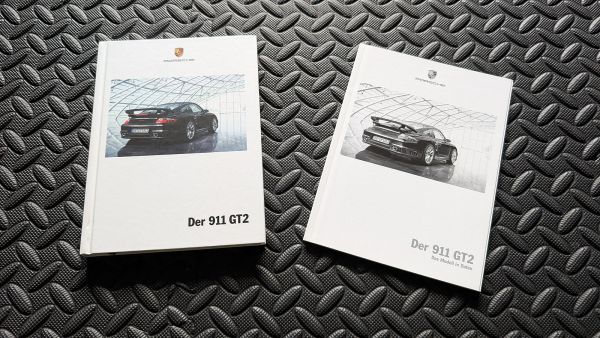 Porsche 997 GT2 Prospekt Buch Daten