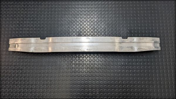 S3 8P Querträger Stossstange vorne