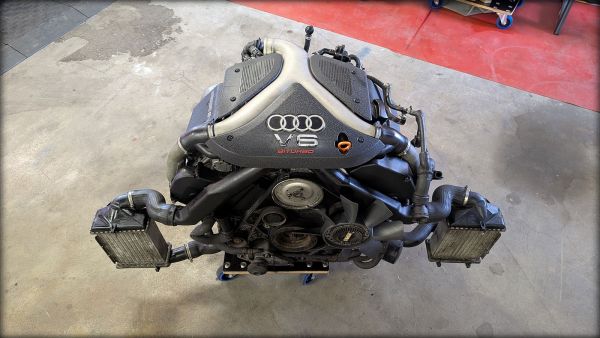 S4 B5 Motor komplett mit Anbauteilen