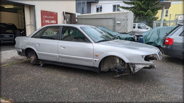 S6 C4 20V Turbo Limousine Handschalter teilzerlegt Karosse