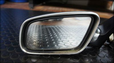 S6 C5 V8 Aussenspiegel S-Line, 1 Glas unschön