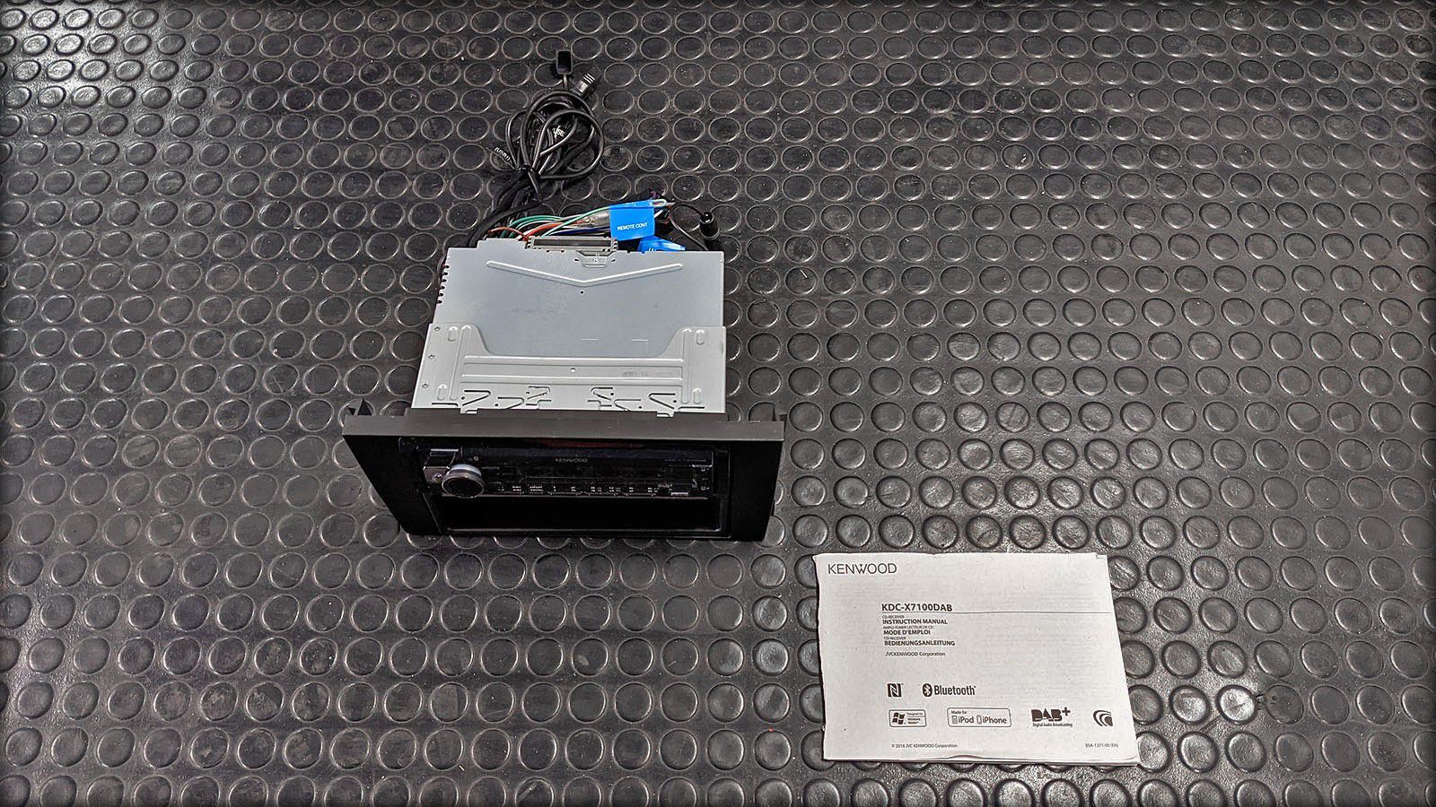 A6 C5 Radio und Schacht für DIN2