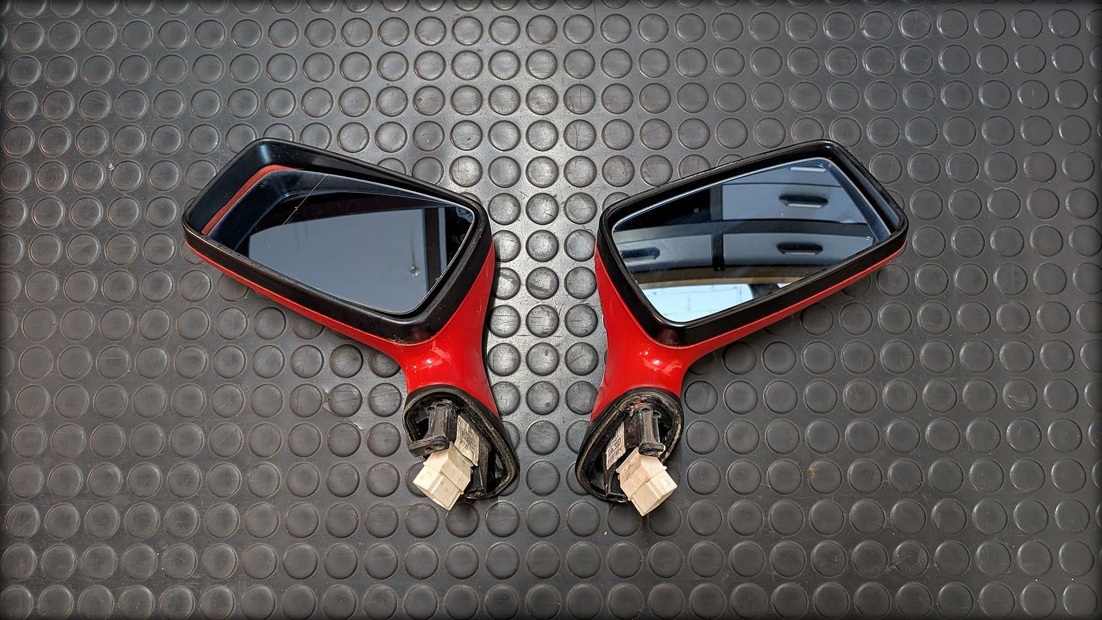 Cabrio 80 B4 S2 Aussenspiegel