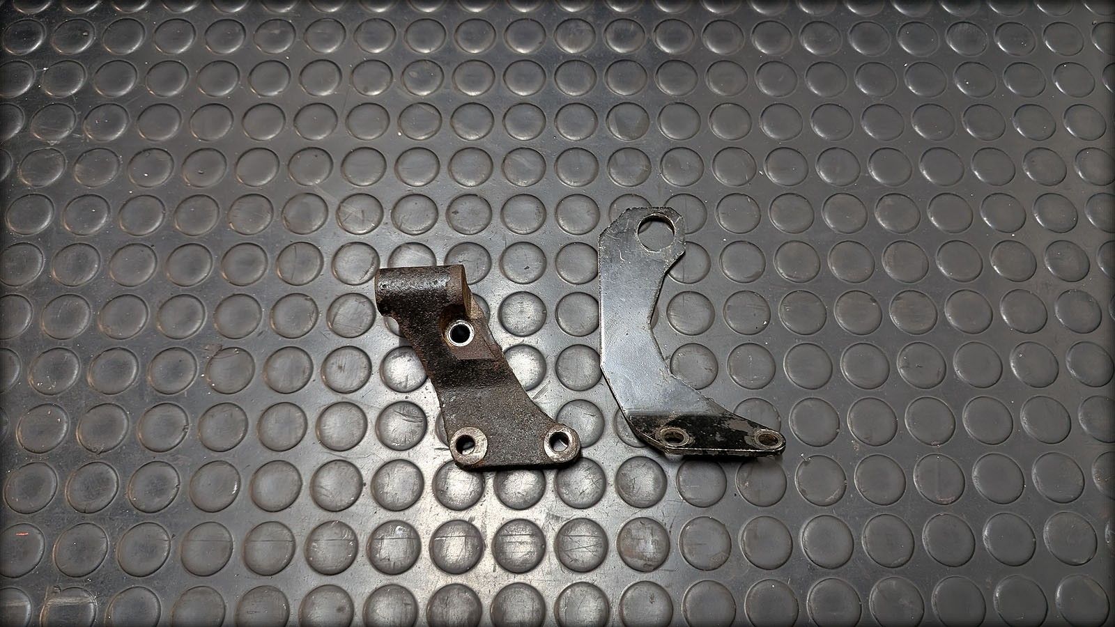 RS2 Halter Servopumpe
