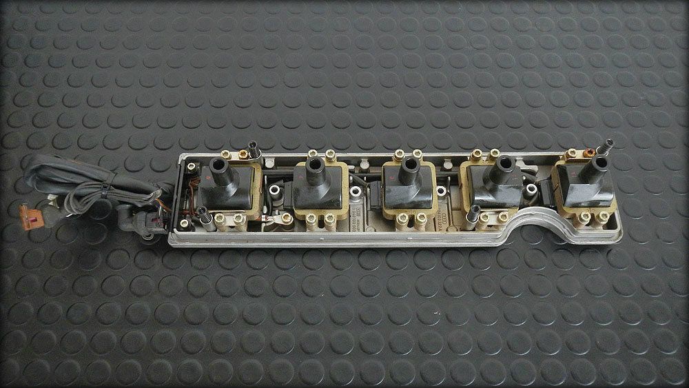 RS2 Zündleiste mit Zündspulen