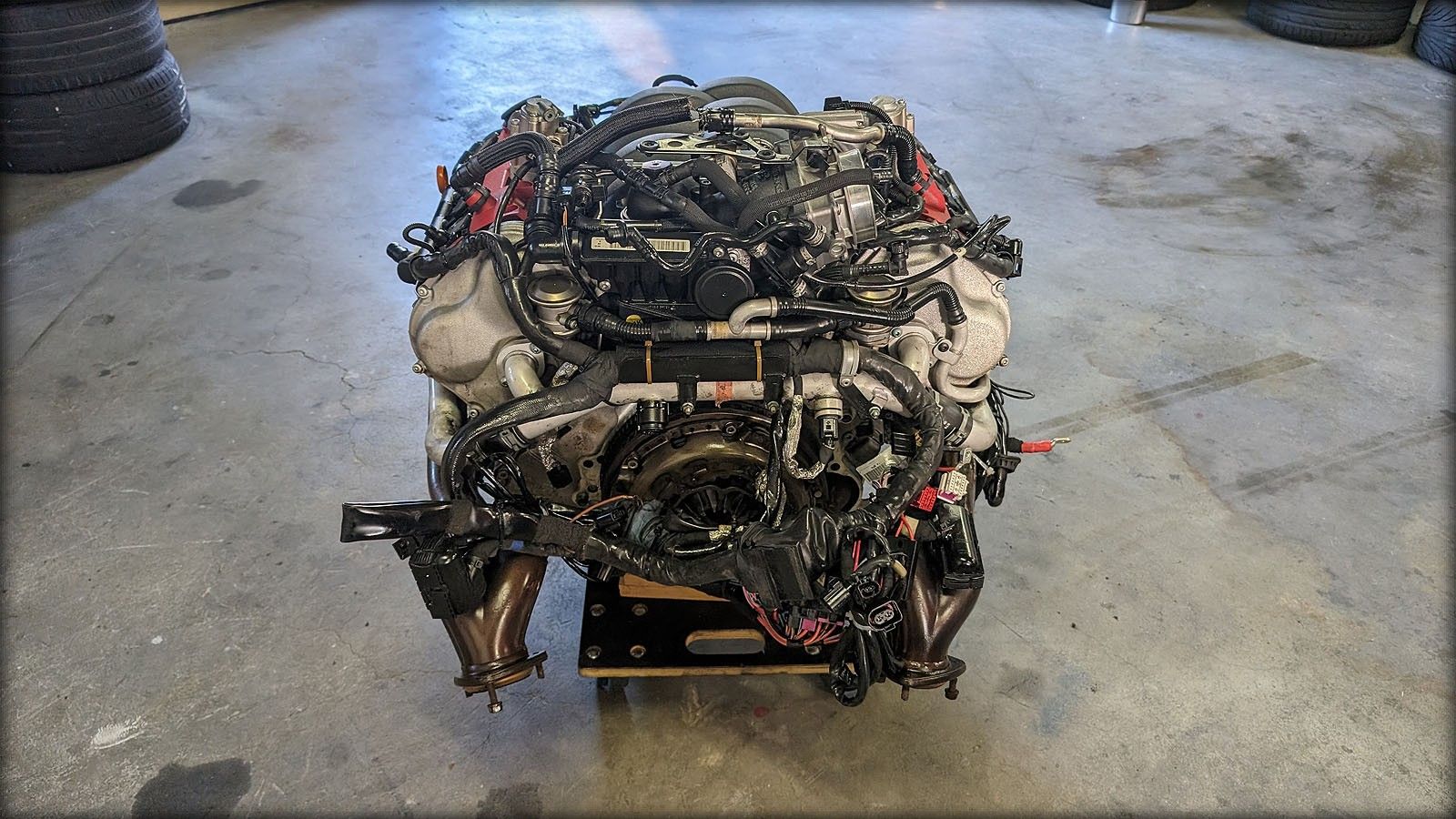 RS4 B7 Motor mit Anbauteilen