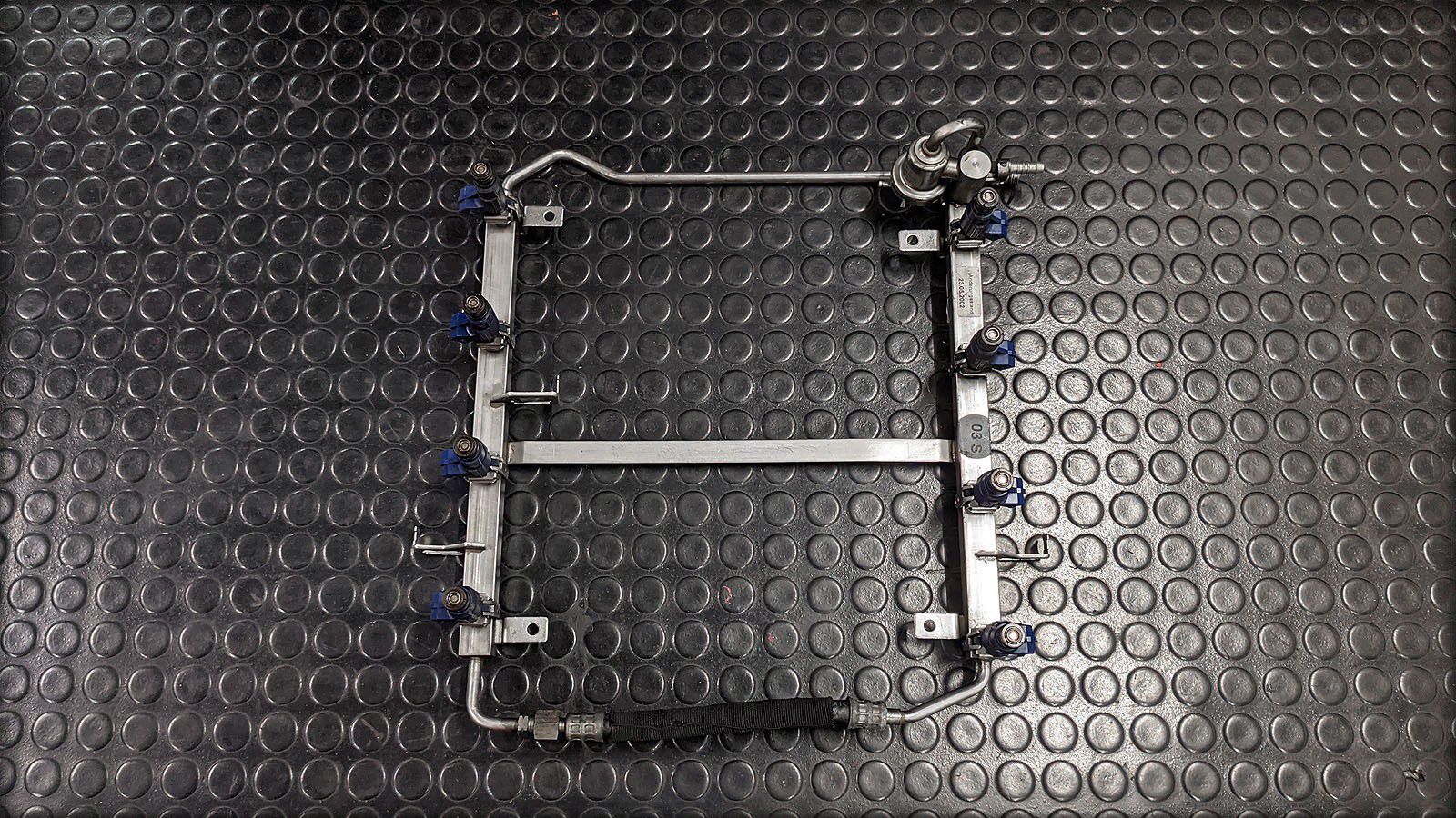 RS6 V8 Biturbo Benzinleiste Einspritzdüsen