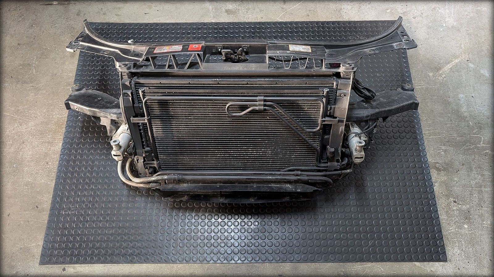 RS6 C5 Kühlerpaket mit Frontmaske