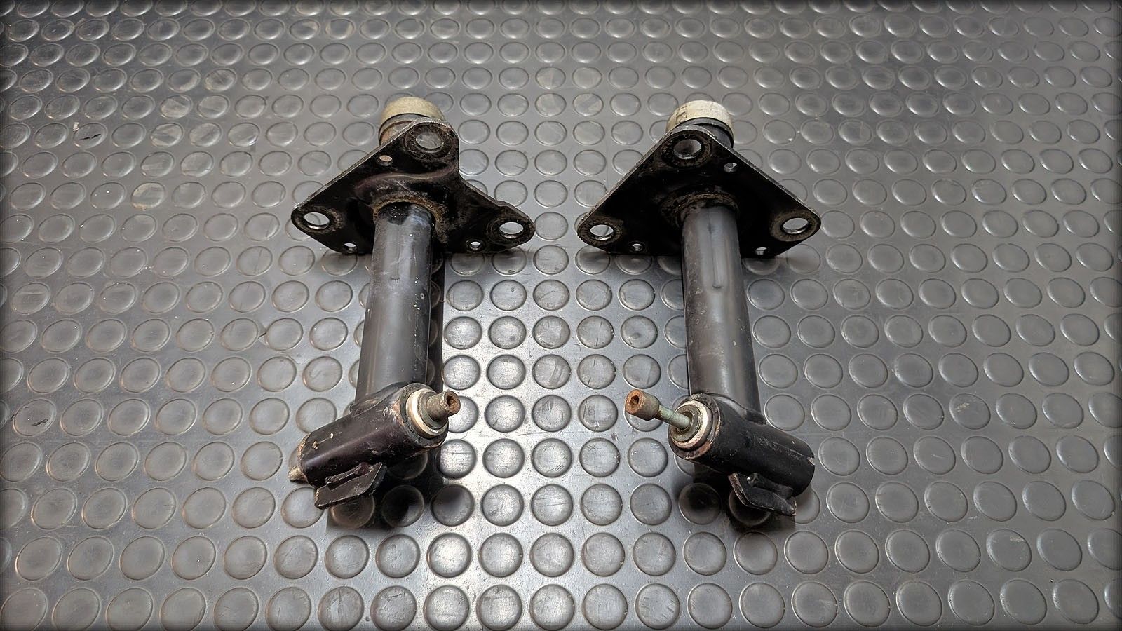 S4 B5 Halter Stossstange vorne