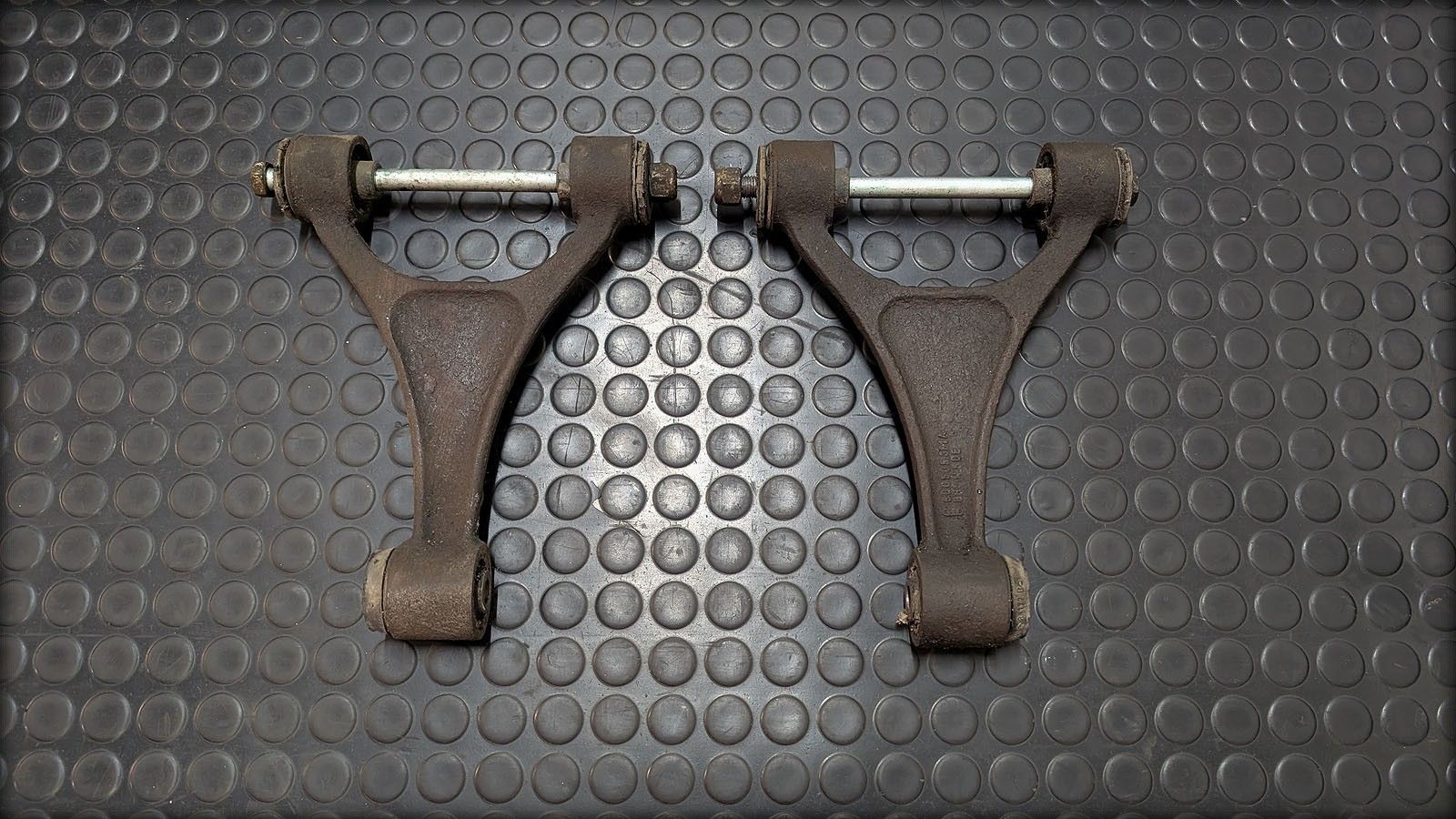 S4 B5 Querlenker hinten oben