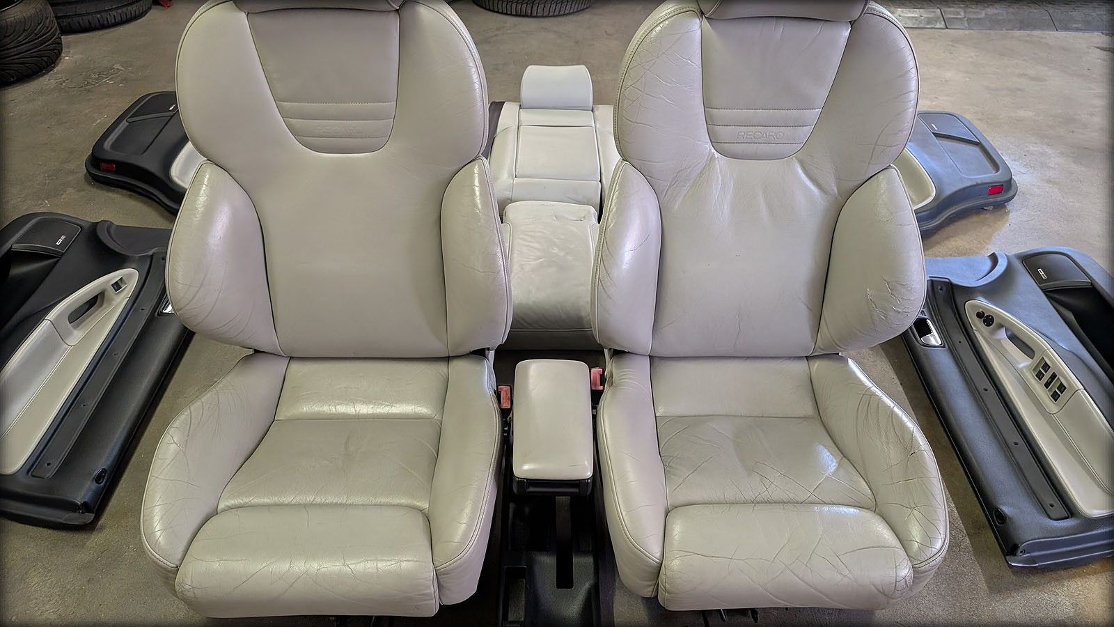 S4 B5 Recaro Lederausstattung weiss