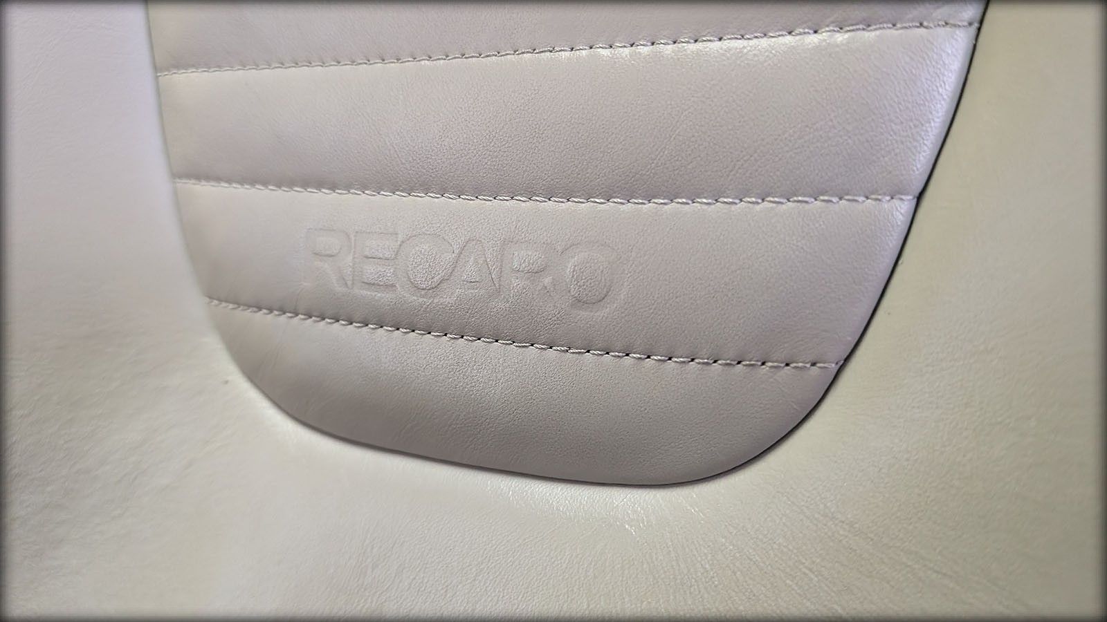 S4 B5 Recaro Lederausstattung weiss