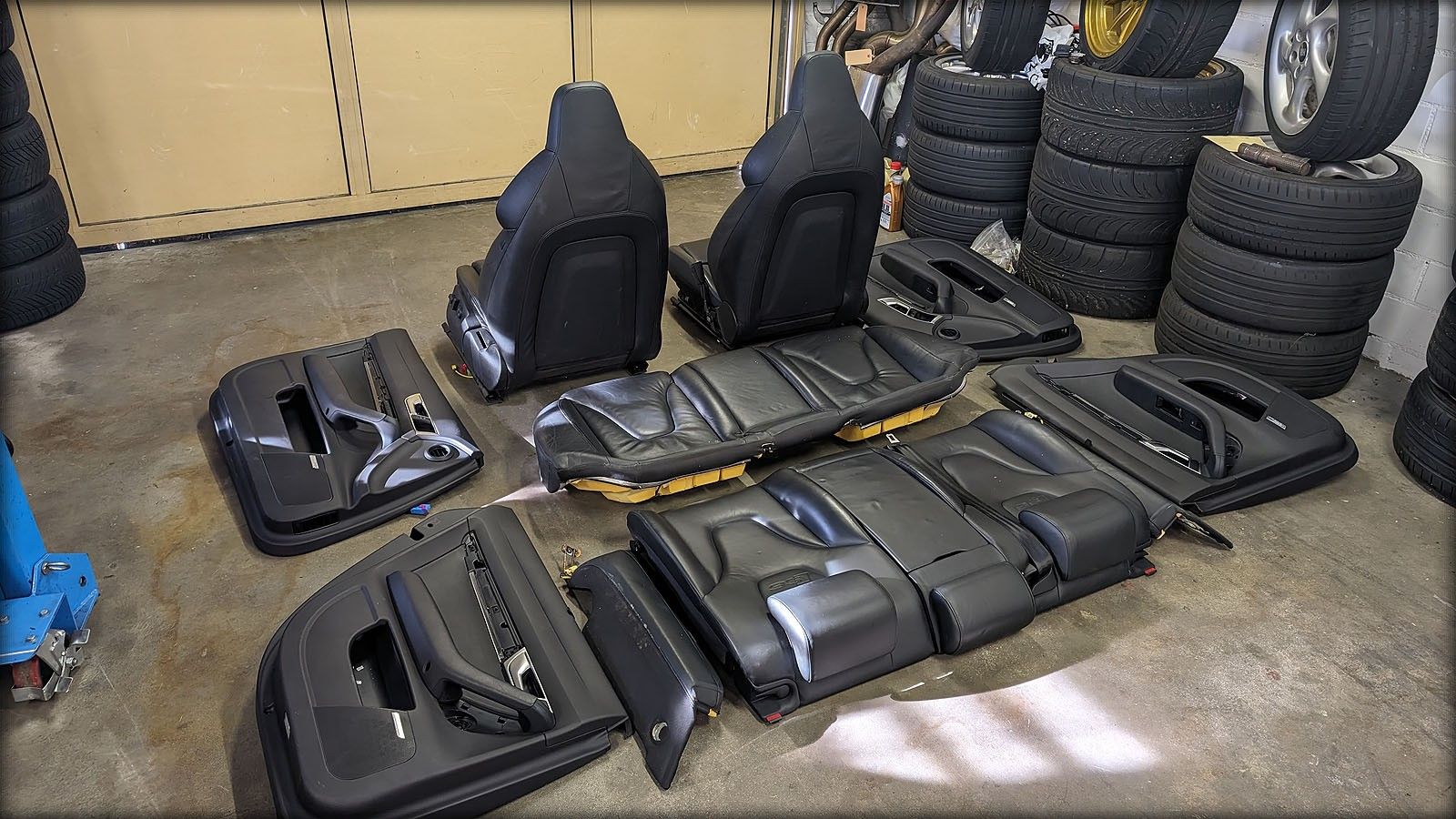 S6 4F Recaro Lederaussattung schwarz