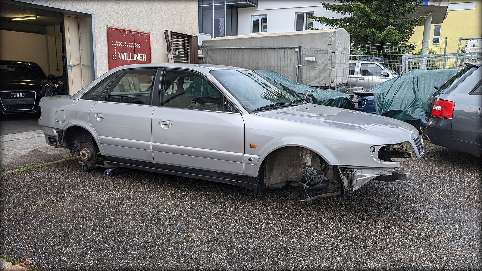 S6 C4 20V Turbo Limousine Handschalter teilzerlegt Karosse
