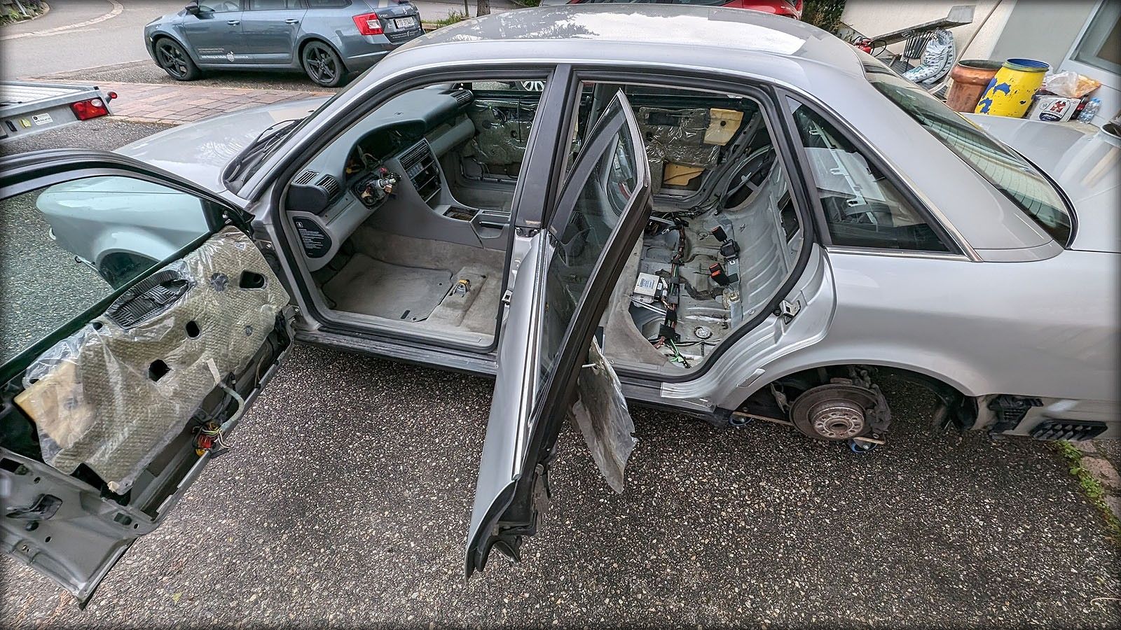 S6 C4 20V Turbo Limousine Handschalter teilzerlegt Karosse