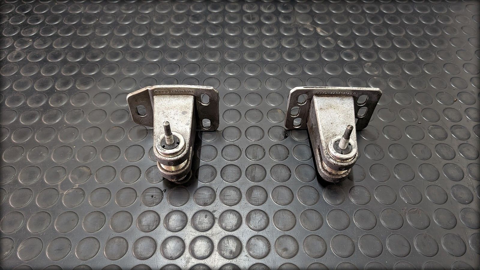 S6 C4 Halter Stossstange vorne