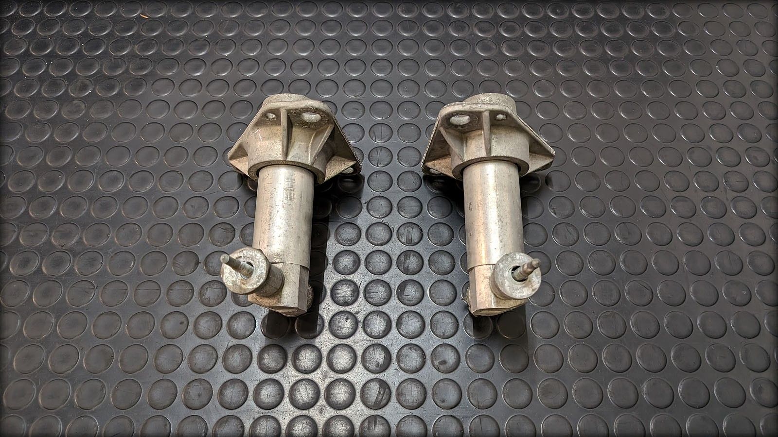 S6 C5 Halter Stossstange vorne