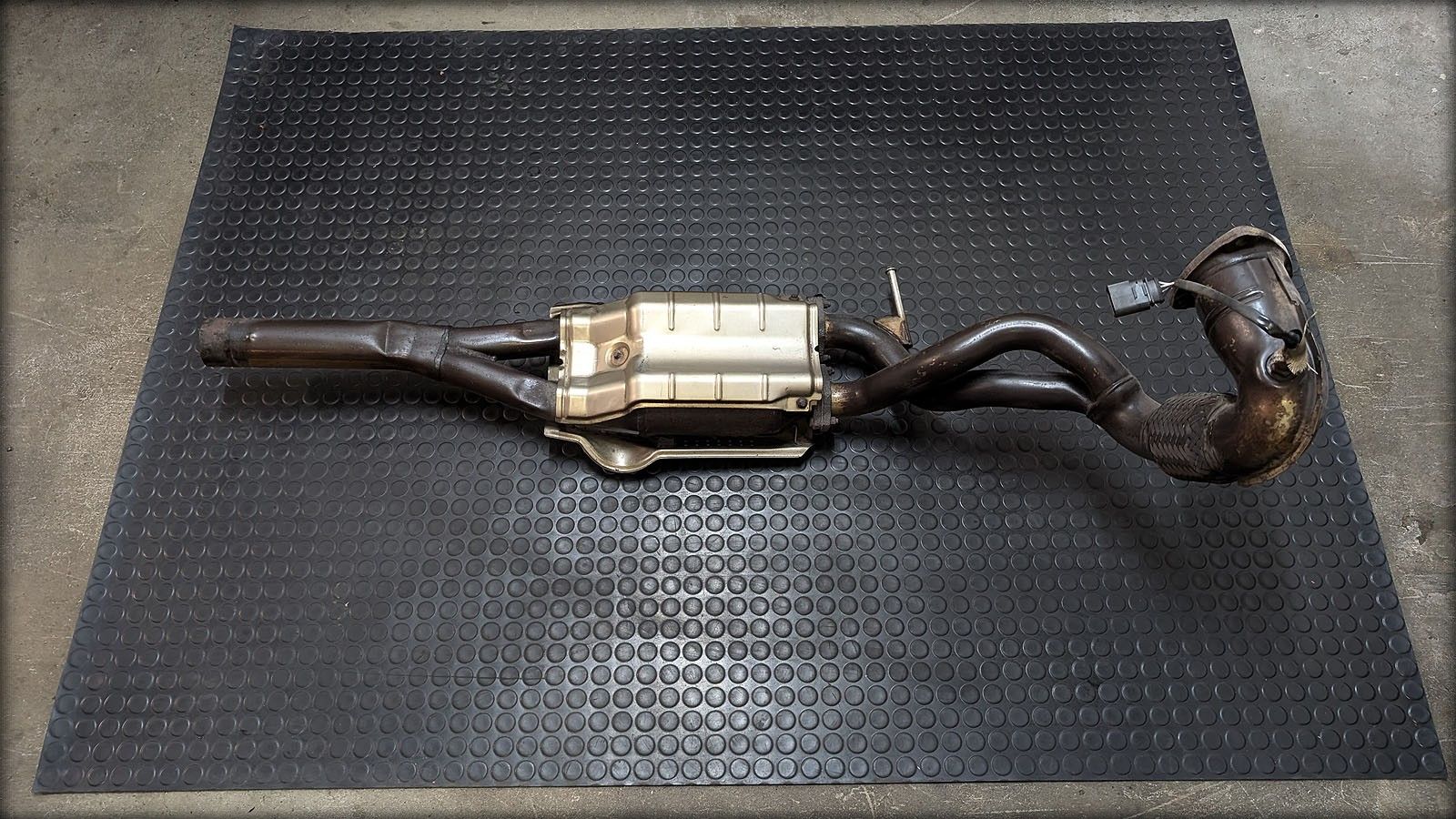 TT 8N Downpipe mit Katalysatoren