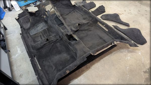 Preview: 200 20V Bodenteppich Bodenverkleidung