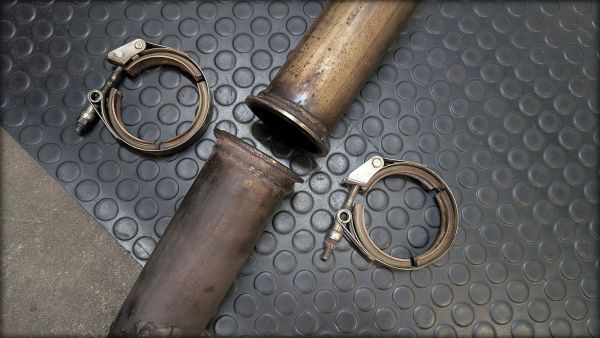200 20V Hosenrohr Spezialanfertigung mit Bandanschlüsse