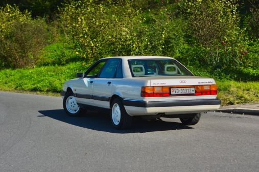 Preview: Audi 200 20V Limousine