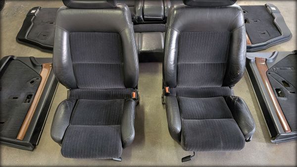 200 20V Leder/Velours Sitzausstattung Limousine