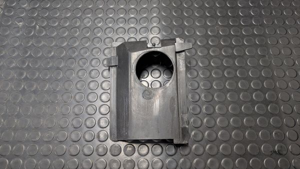 80 B4 2.3l Abdeckung Luftzufuhr Luftfilterkasten