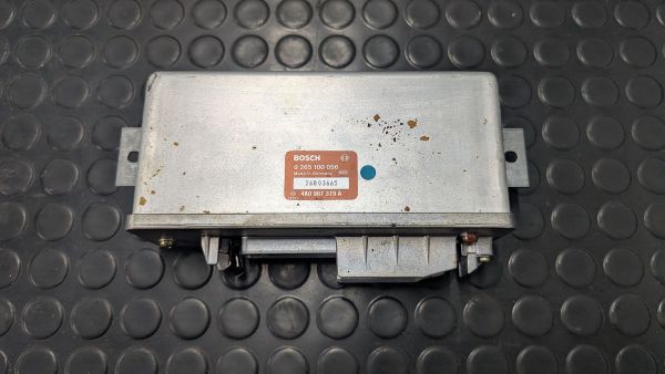 80 B4 Steuergerät ABS 4A0 907 379 A