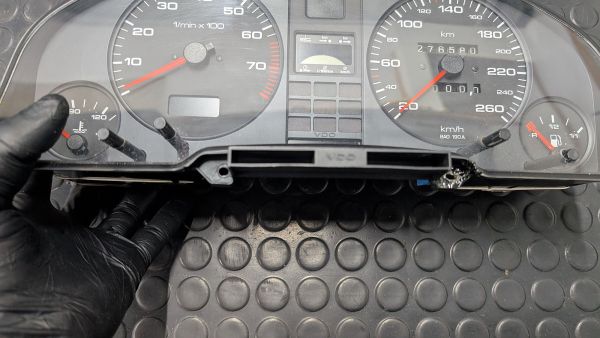 Preview: 80 B4 2.3l 5 Zylinder Tacho Kombiinstrument