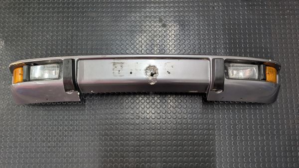 Porsche 924 Stossstange vorne