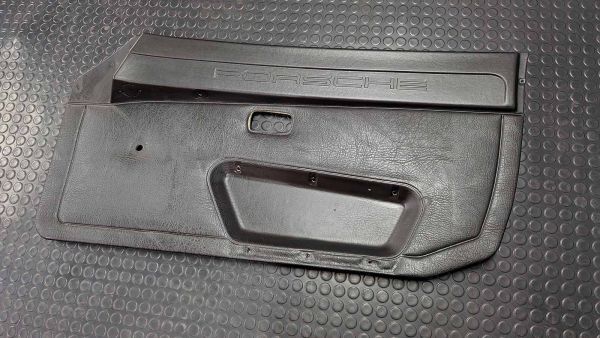 Preview: Porsche 924 Türverkleidungen mit Porsche Schriftzug