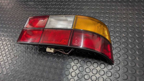 Preview: Porsche 924 Heckleuchte Blinker hinten rechts