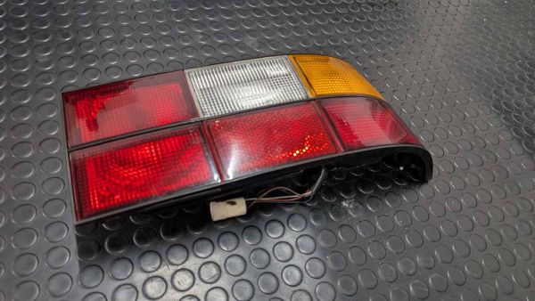Preview: Porsche 924 Heckleuchte Blinker hinten rechts