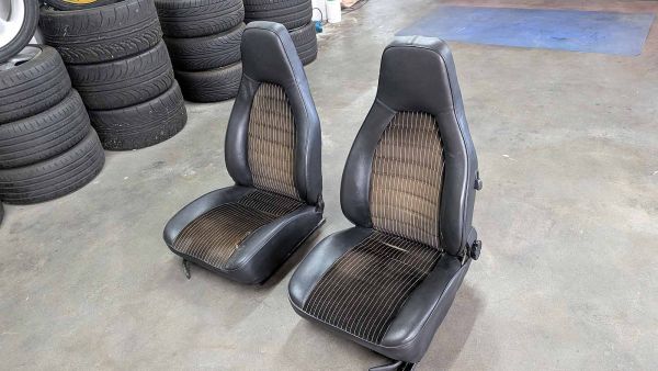 Preview: Porsche 924 Sitze Vordersitze