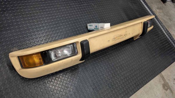 Preview: Porsche 924 Stossstange vorne